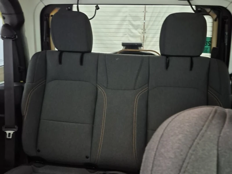 Jeep Wrangler * SPORT S * CARFAX * БЕЗ ПЪРВОНАЧАЛНА ВНОСКА, снимка 12 - Автомобили и джипове - 52928468