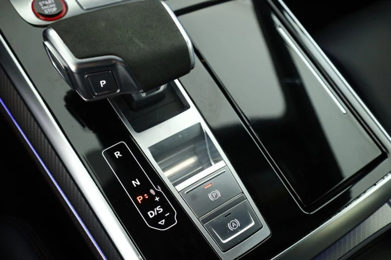 Audi RSQ8 PERFROMANCE/CERAMIC/CARBON/HEAD UP/B&O/MATRIX/360/, снимка 14 - Автомобили и джипове - 53280942