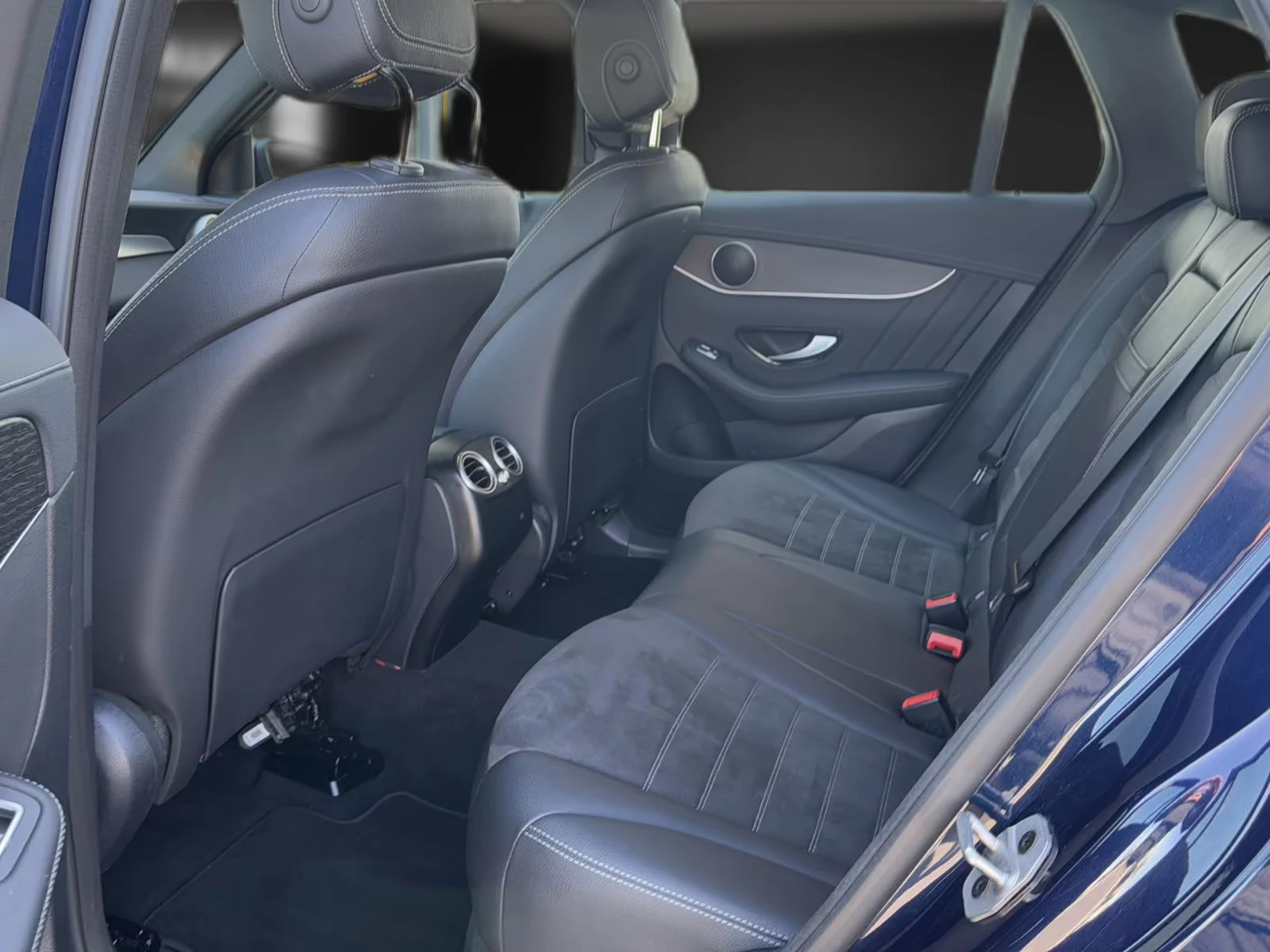 Mercedes-Benz GLC 300 AMG/320HP/HUD/LED/CAM/AHK/DISTRONIC/203g | Mobile.bg   15