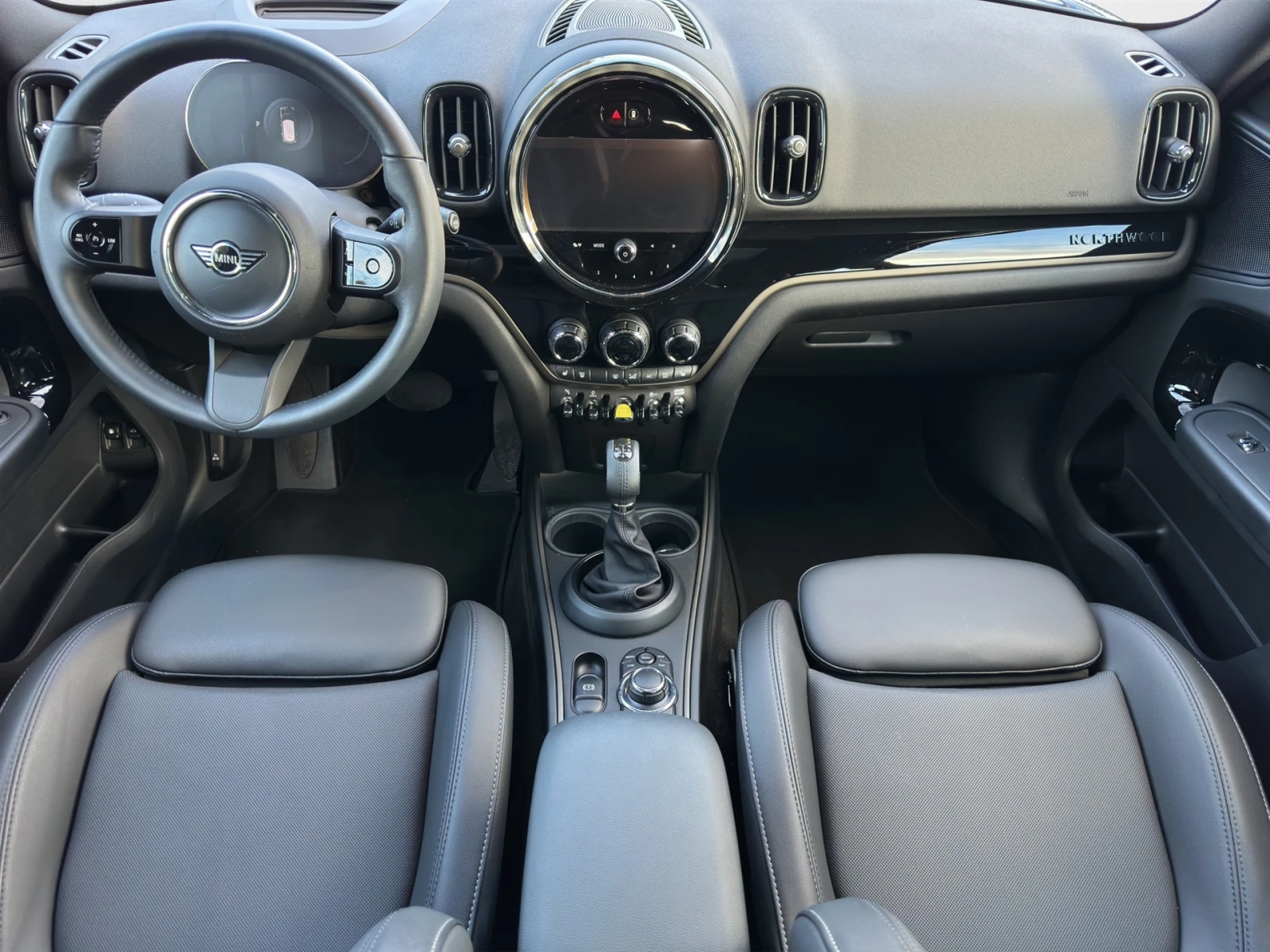 Mini Countryman Cooper SE ALL4 - изображение 7