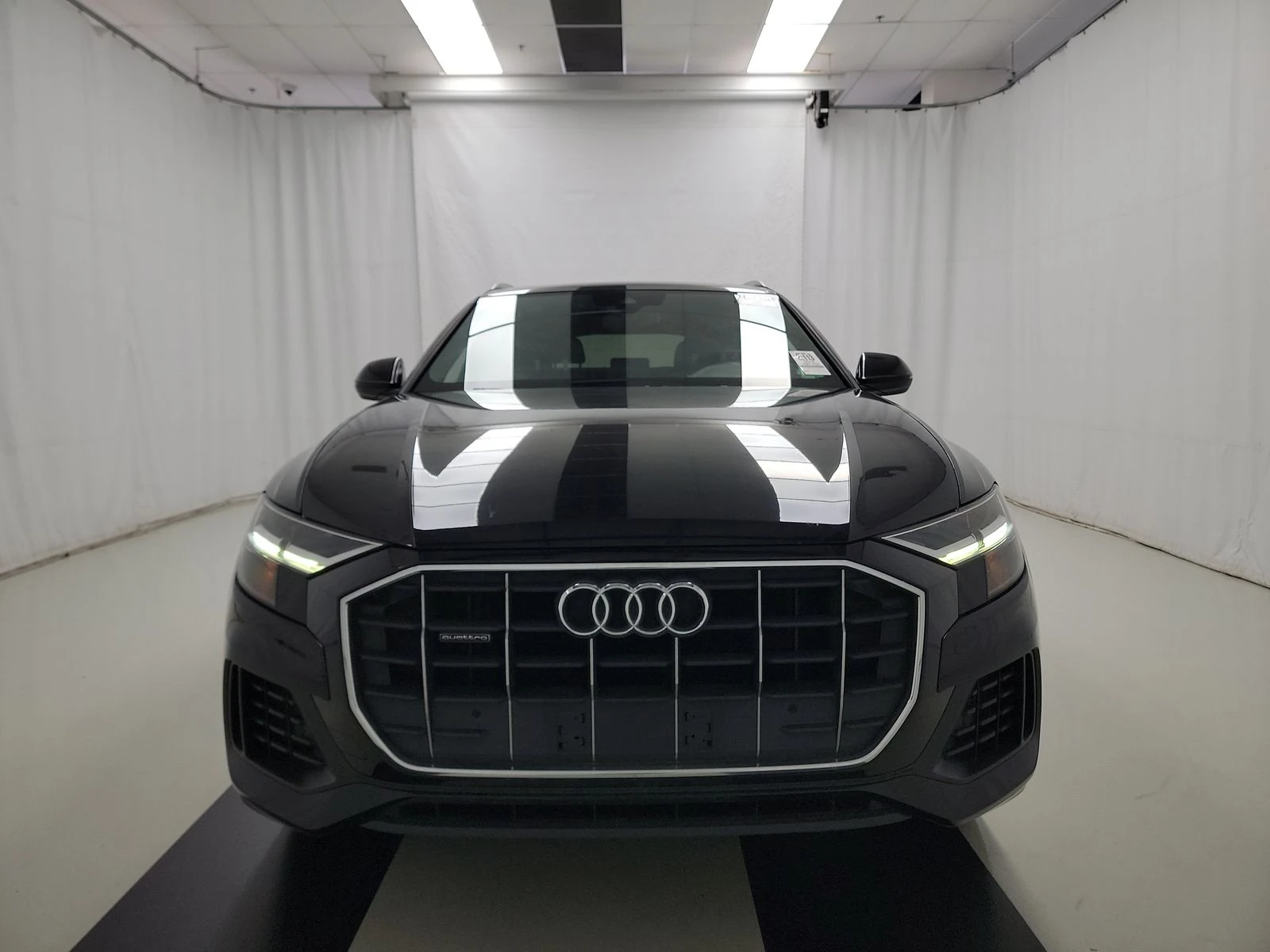 Audi Q8 * PREMIUIM* DIGITAL* MEMORY* PANO - изображение 5