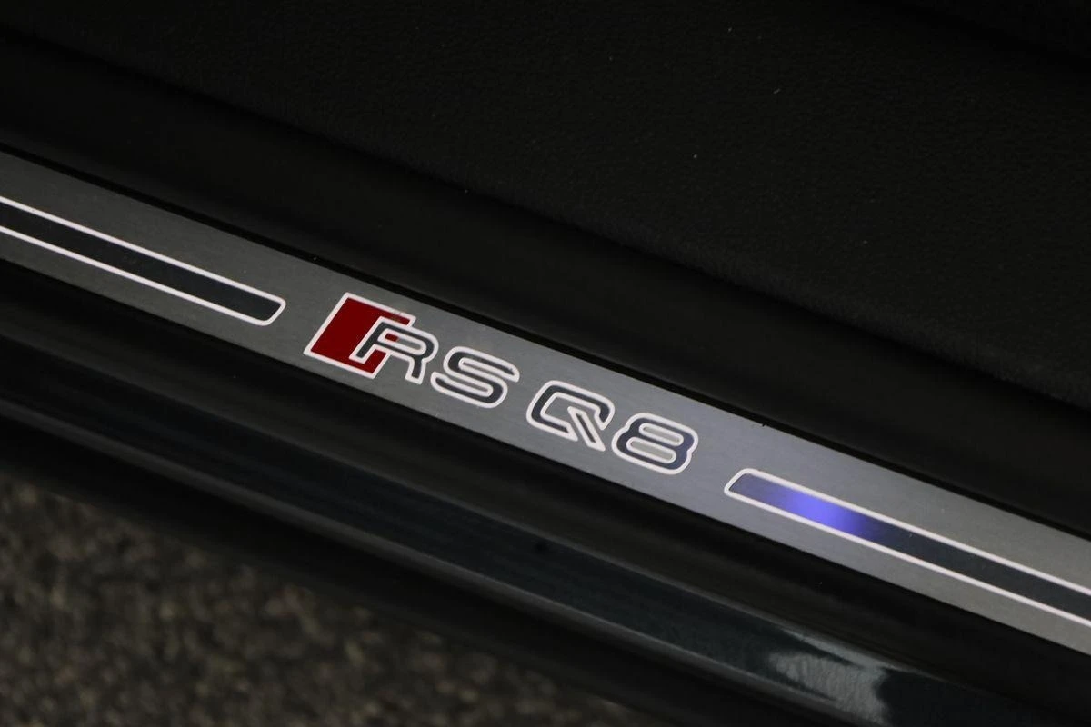 Audi RSQ8 PERFROMANCE/CERAMIC/CARBON/HEAD UP/B&O/MATRIX/360/ - изображение 8