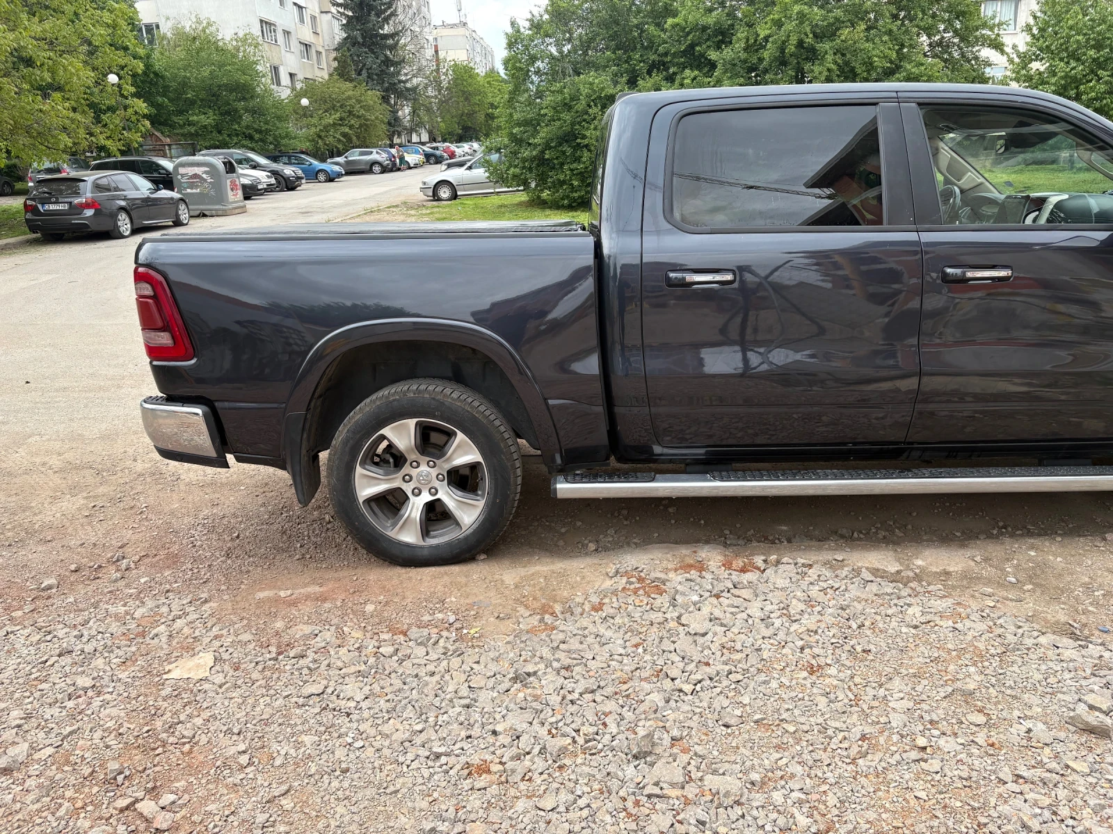Dodge RAM 1500 5.7 HEMI LARAMIE, снимка 4 - Автомобили и джипове - 54494704