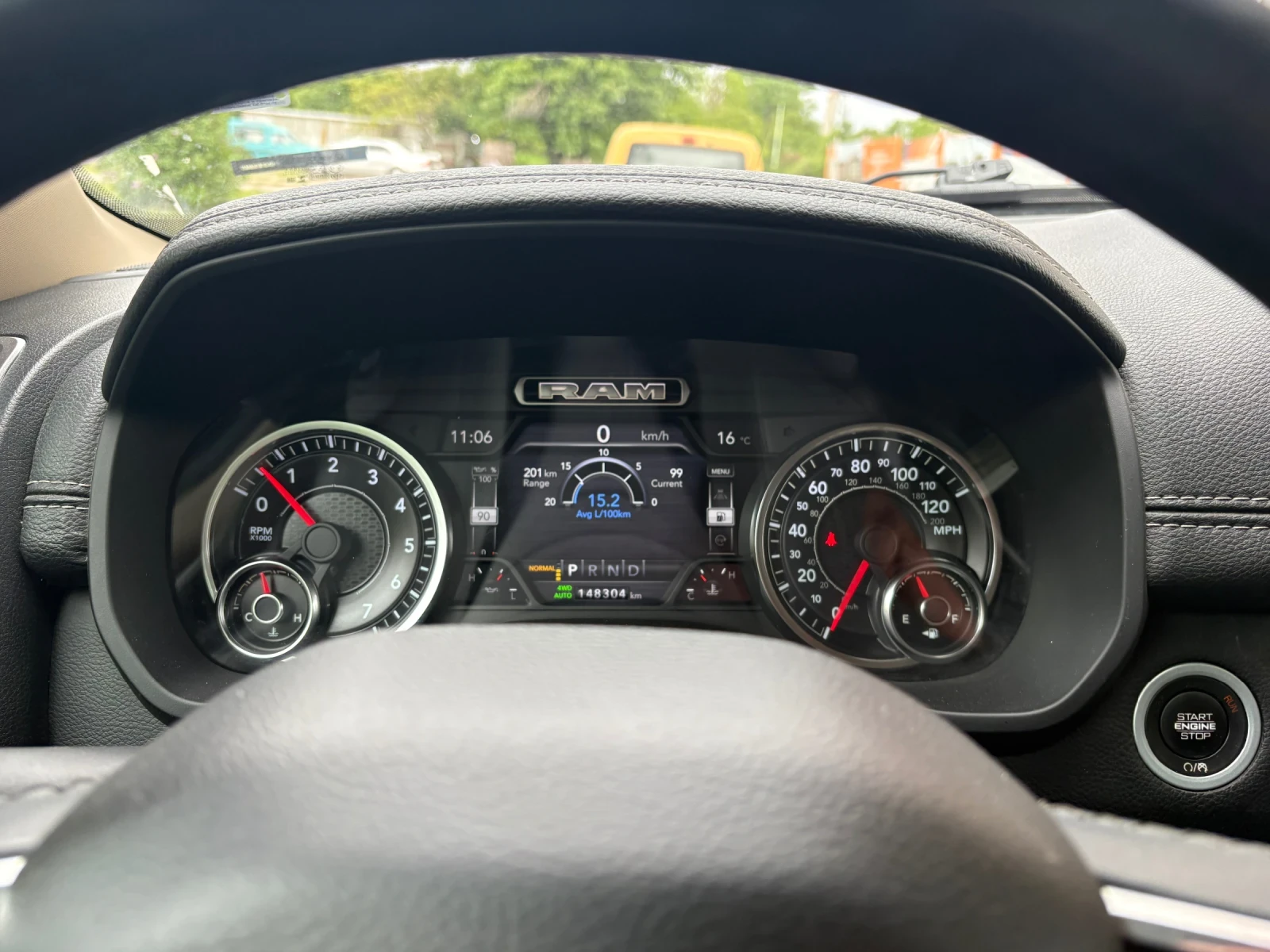 Dodge RAM 1500 5.7 HEMI LARAMIE, снимка 8 - Автомобили и джипове - 54494704