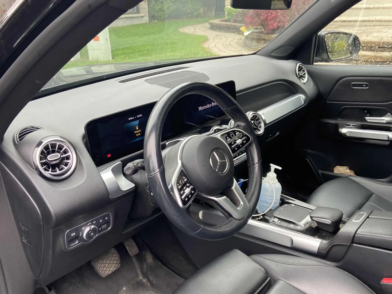 Mercedes-Benz GLB 250 2 КЛЮЧА * ПАНОРАМА * ПОДГРЕВИ * CARFAX, снимка 7 - Автомобили и джипове - 54883072