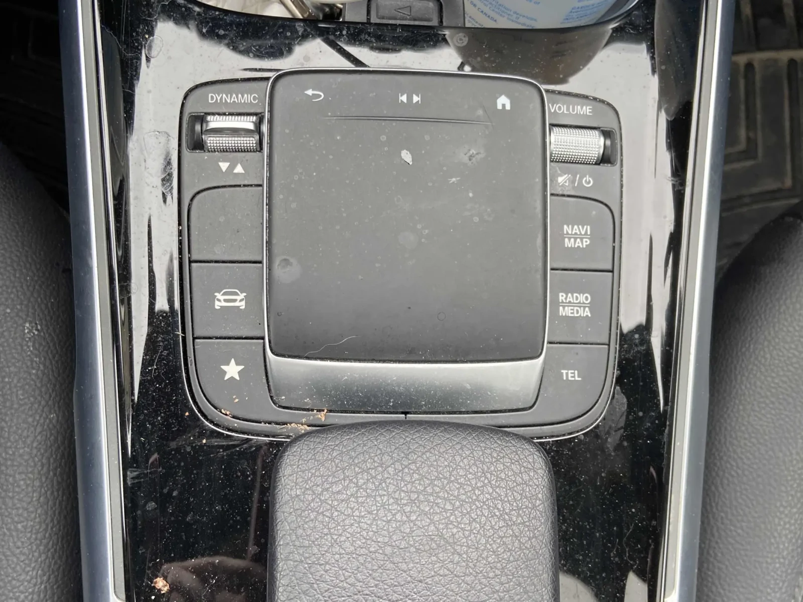 Mercedes-Benz GLB 250 2 КЛЮЧА * ПАНОРАМА * ПОДГРЕВИ * CARFAX, снимка 9 - Автомобили и джипове - 54883072