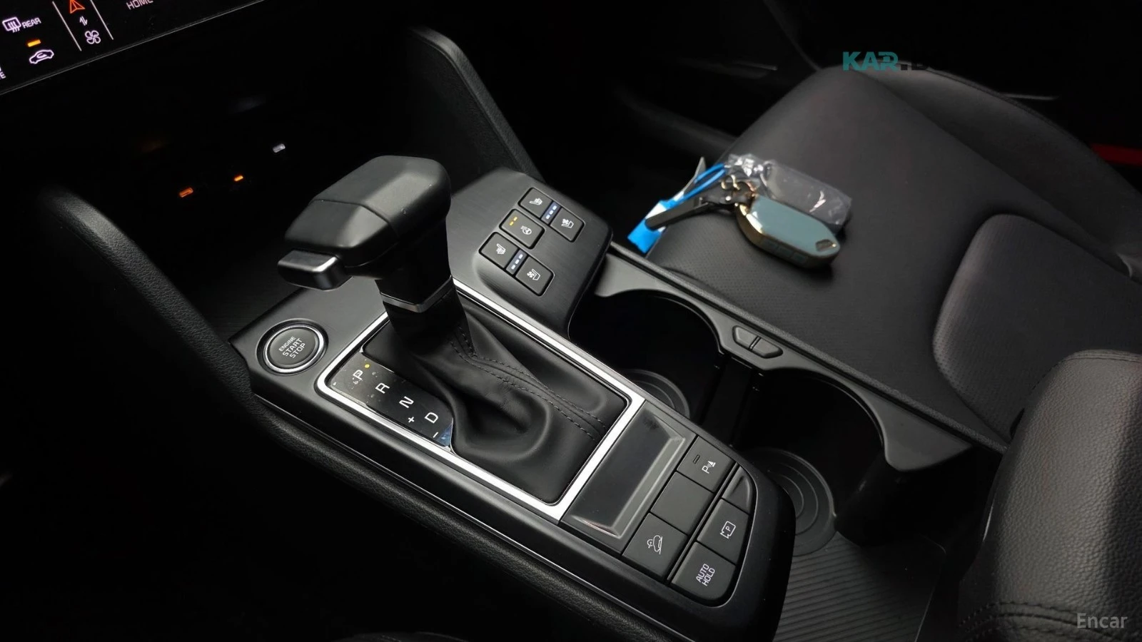 Kia Sportage 2WD Prestige* КОЖА* ОБДУХВ* НАВИ* , снимка 8 - Автомобили и джипове - 55250761