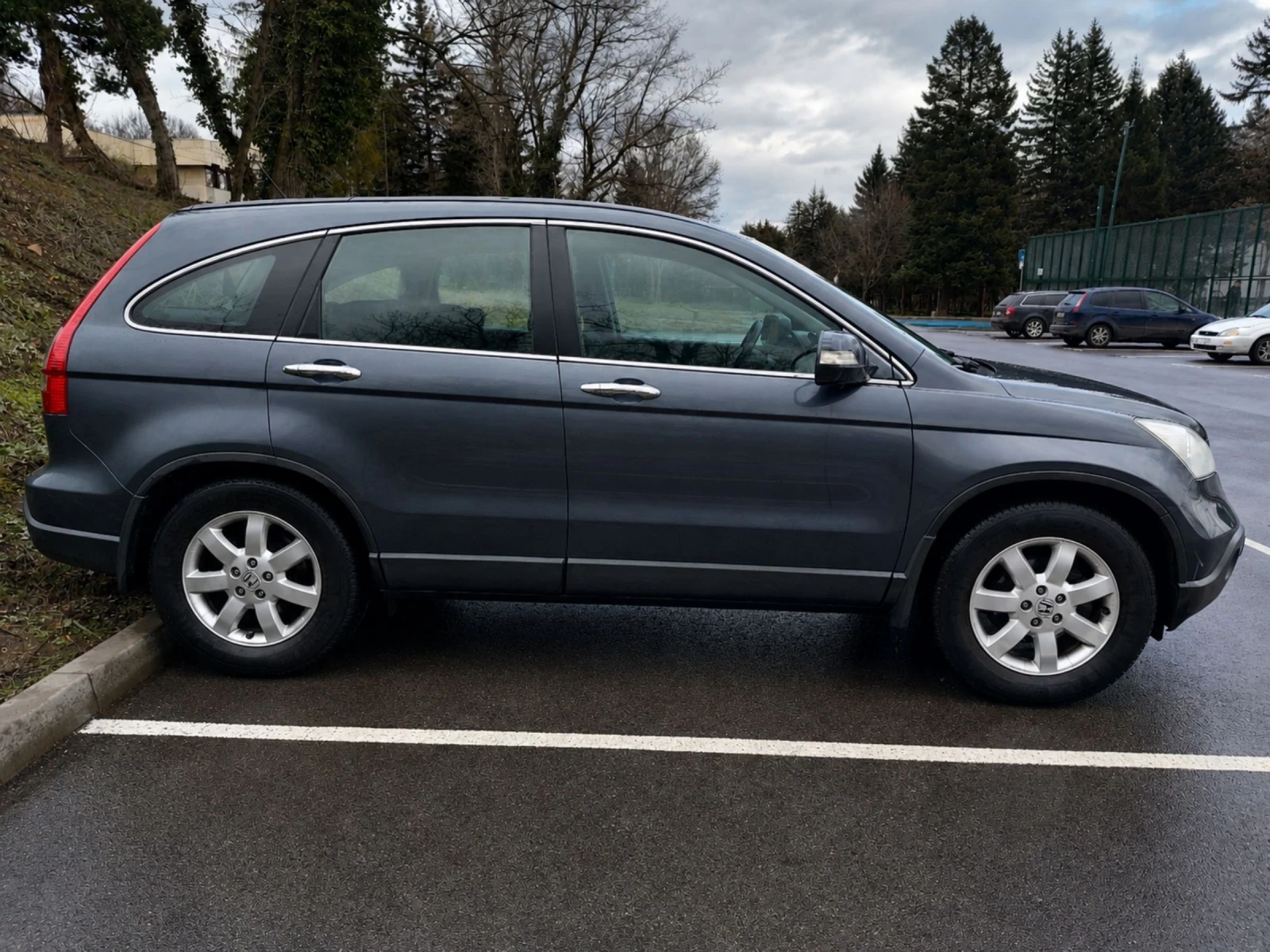Honda Cr-v 2.0i-VTEC 4x4, снимка 4 - Автомобили и джипове - 55494157