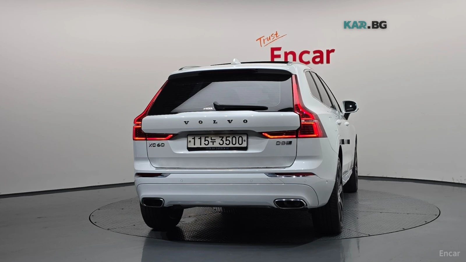 Volvo XC60 D5 AWD* PANORAMA* 360 CAMERA* HEAD UP* , снимка 4 - Автомобили и джипове - 56702520