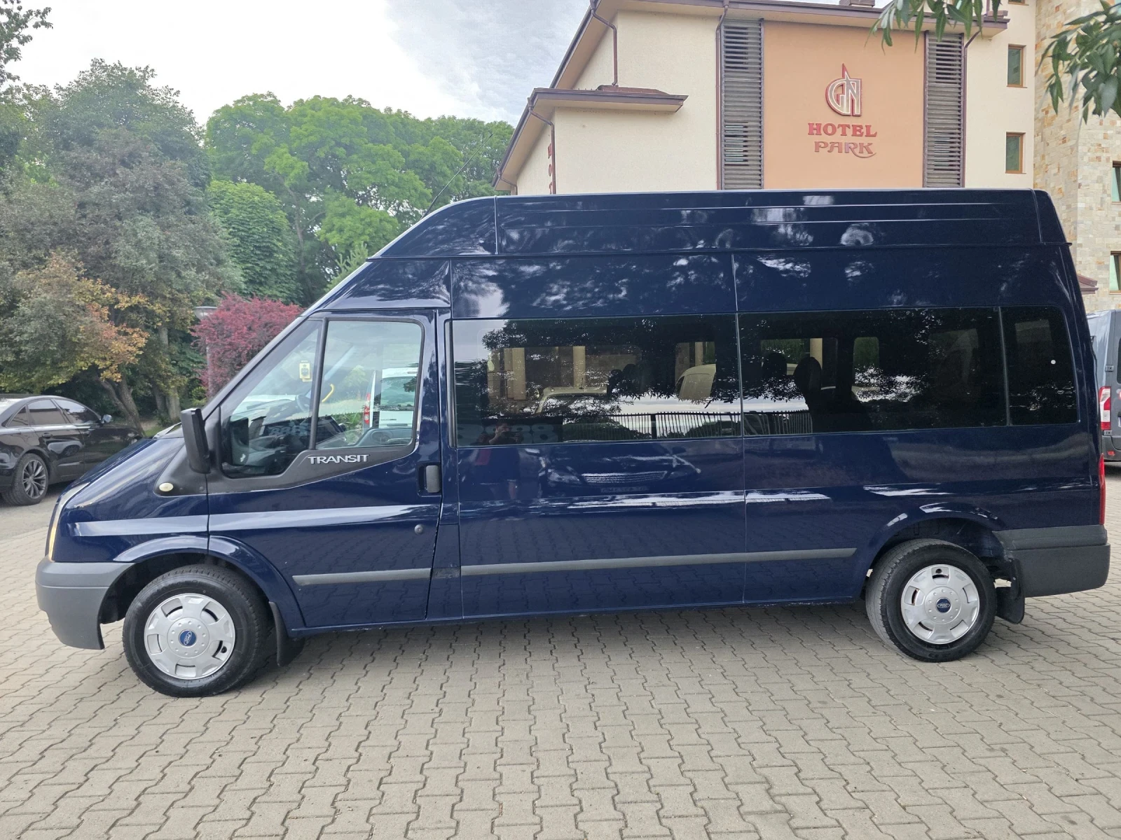 Ford Transit 2.2 TDCI 116ps 9-местен 2012гд. Работещ климатик , снимка 3 - Бусове и автобуси - 55214944