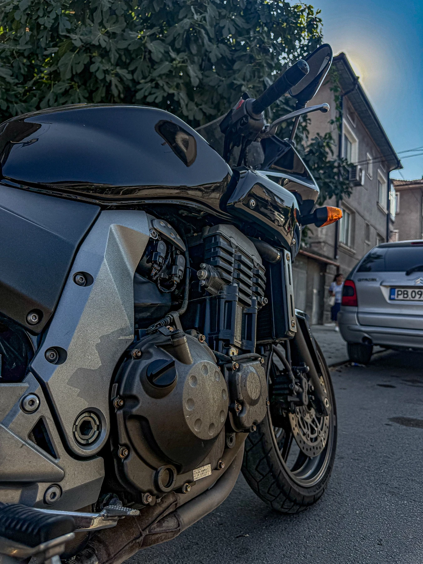 Kawasaki Z, снимка 10 - Мотоциклети и мототехника - 55796403