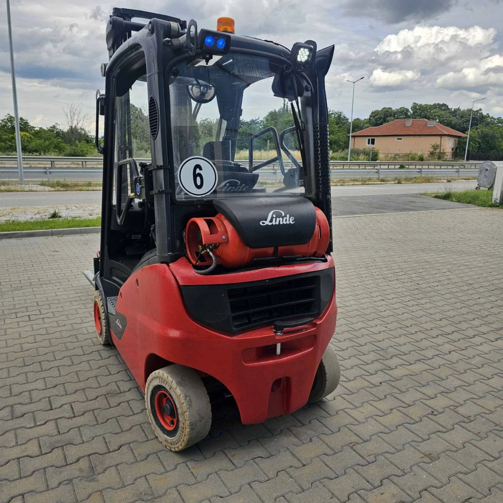Мотокар Linde, снимка 3 - Индустриална техника - 54957727