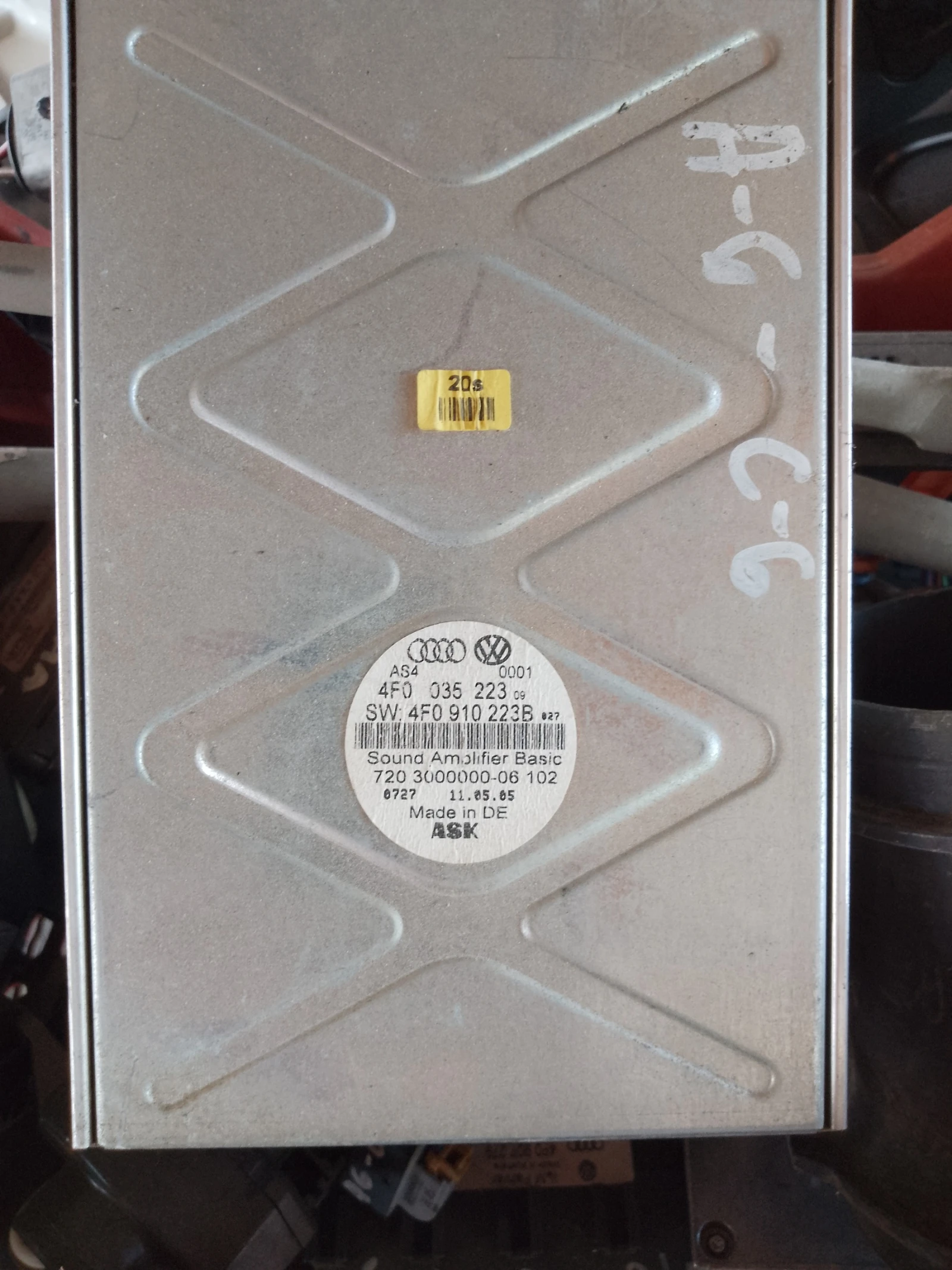 4F0910223B    6 | Mobile.bg   1