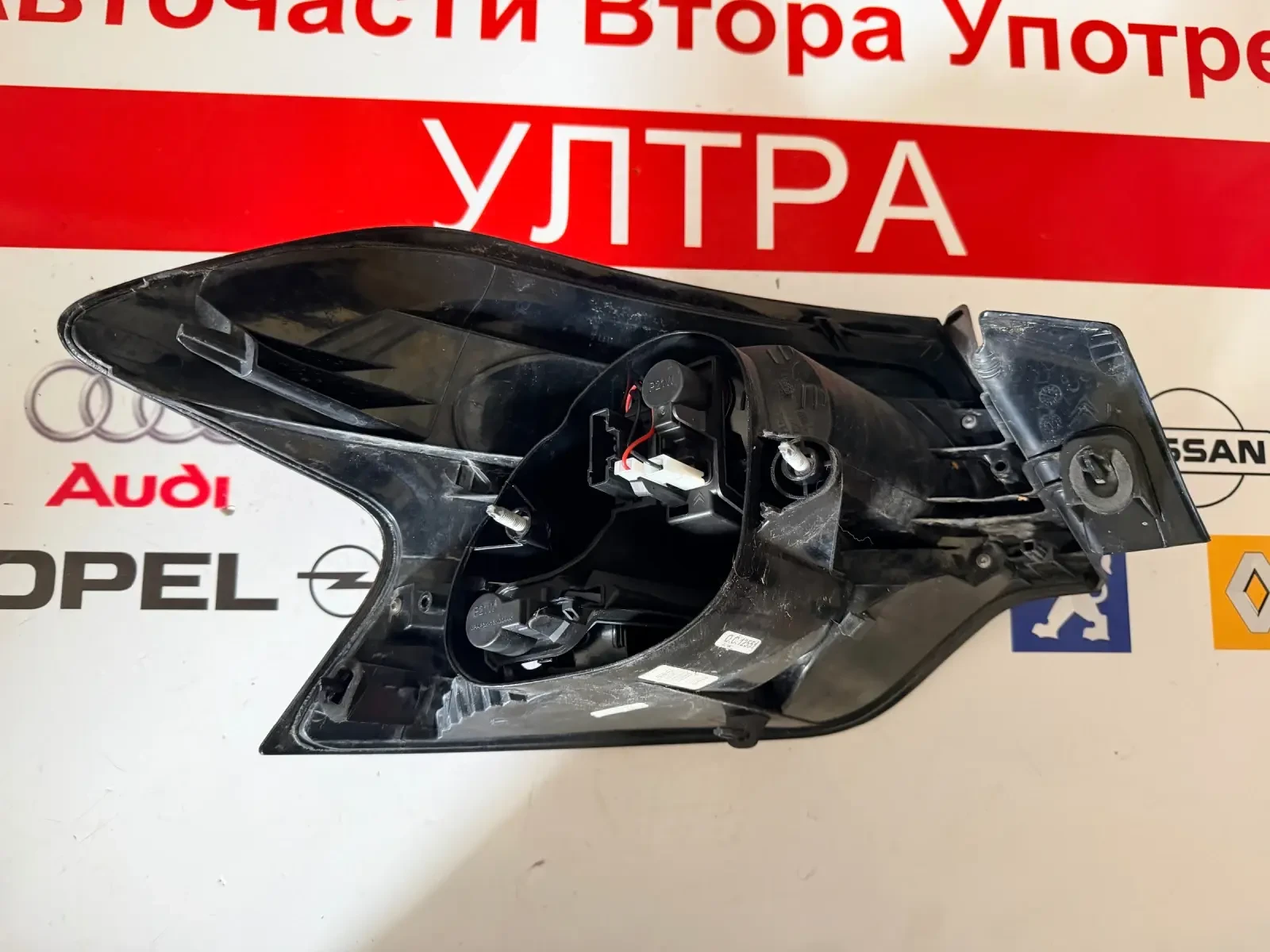 Десен стоп CITROEN DS4 CROSSBACK 2017 LED, снимка 2 - Части - 53926119