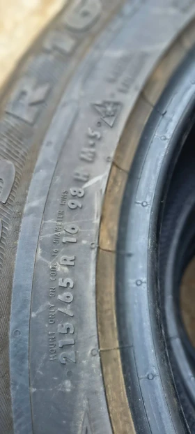 Гуми Зимни 215/65R16, снимка 7