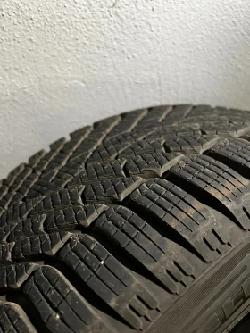 Гуми с джанти Pirelli 225/55R17, снимка 5 - Гуми и джанти - 47788172