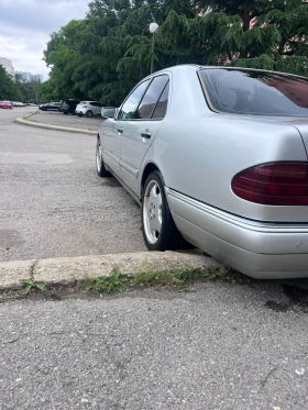 Mercedes-Benz E 200 Kompressor, снимка 5