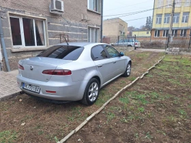 Alfa Romeo 159, снимка 1