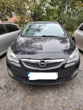 Opel Astra 2012 1.7Cdti Sports Tourer, снимка 3