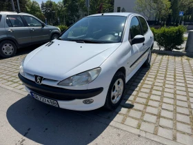 Снимка Peugeot 206
