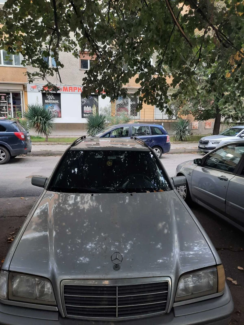 Mercedes-Benz C 200, снимка 1 - Автомобили и джипове - 47549129