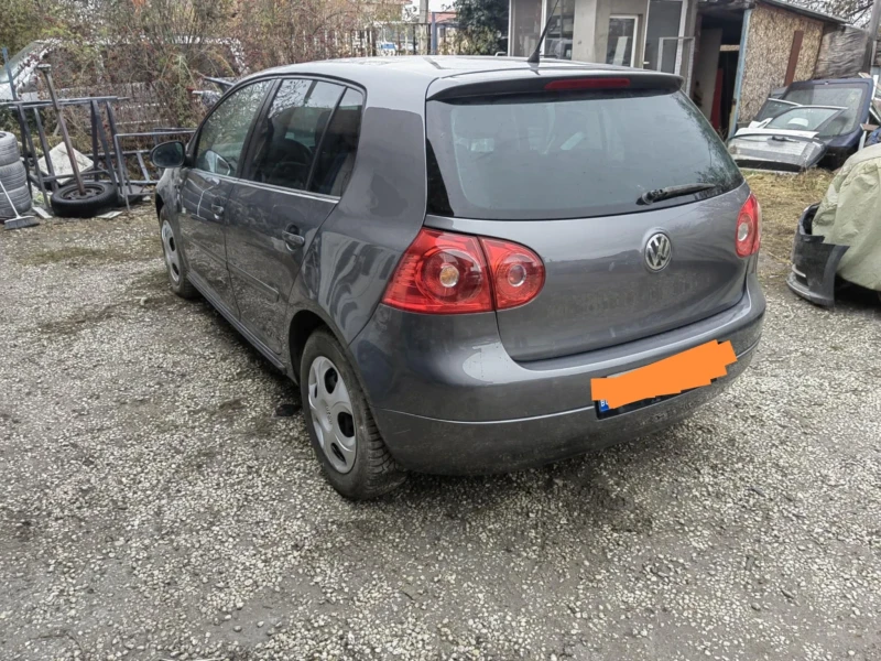 VW Golf, снимка 2 - Автомобили и джипове - 47998926