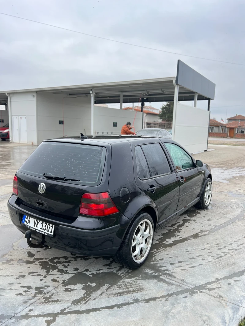 VW Golf 1.9, снимка 4 - Автомобили и джипове - 49315591