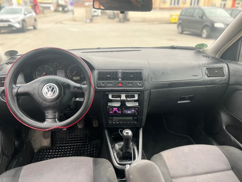 VW Golf 1.9, снимка 10 - Автомобили и джипове - 49315591