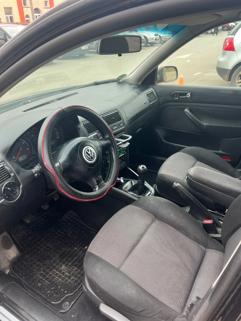 VW Golf 1.9, снимка 9 - Автомобили и джипове - 49315591