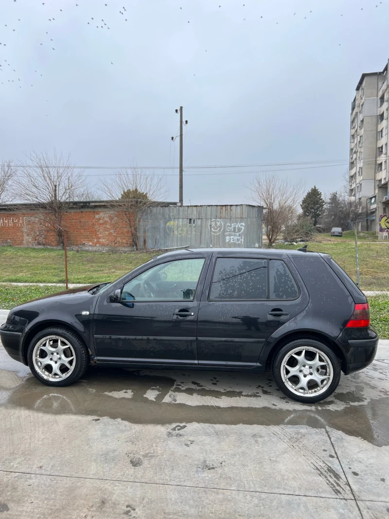 VW Golf 1.9, снимка 5 - Автомобили и джипове - 49315591