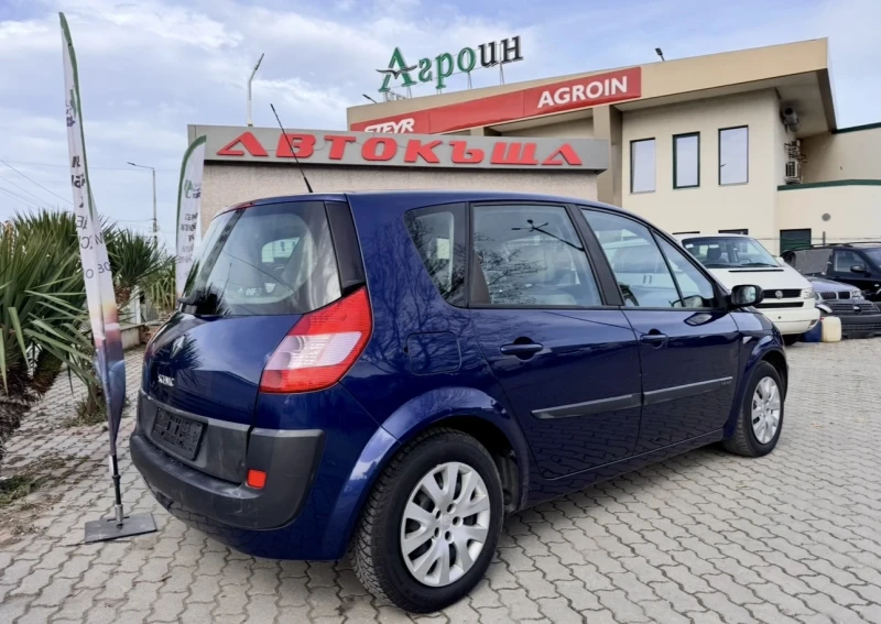 Renault Scenic 1.4i, снимка 4 - Автомобили и джипове - 49505558