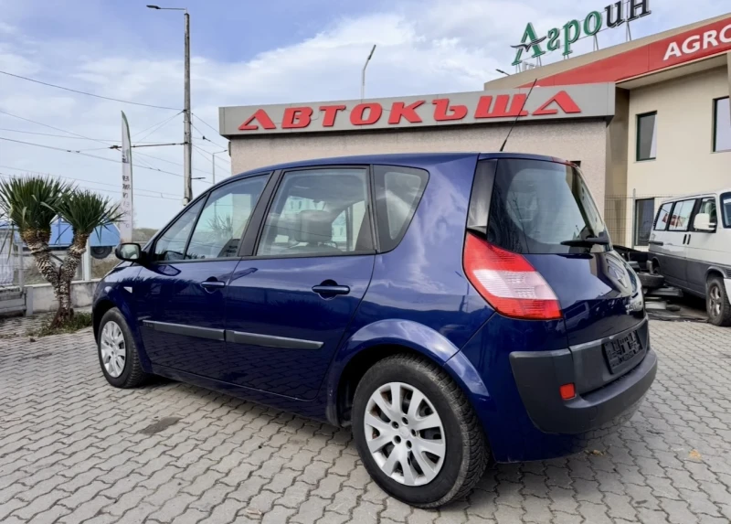 Renault Scenic 1.4i, снимка 3 - Автомобили и джипове - 49505558