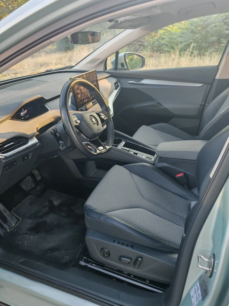 Skoda Enyaq iV60 Executive, Термо помпа, ГАРАНЦИЯ, снимка 11 - Автомобили и джипове - 52589037