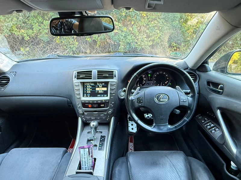Lexus IS 250 Sport, снимка 9 - Автомобили и джипове - 52221160