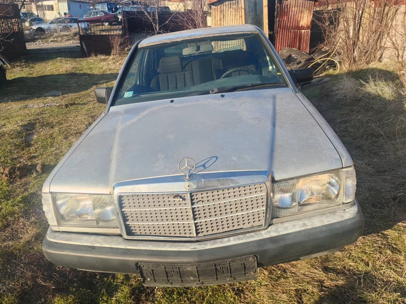 Mercedes-Benz 190 2.0Е ОТЛИЧНО СЪСТОЯНИЕ , снимка 2 - Автомобили и джипове - 53168350