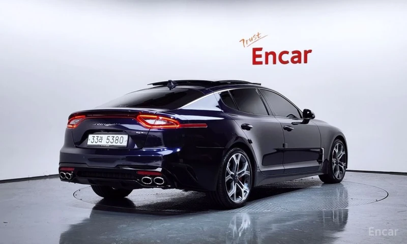 Kia Stinger, снимка 2 - Автомобили и джипове - 53459388