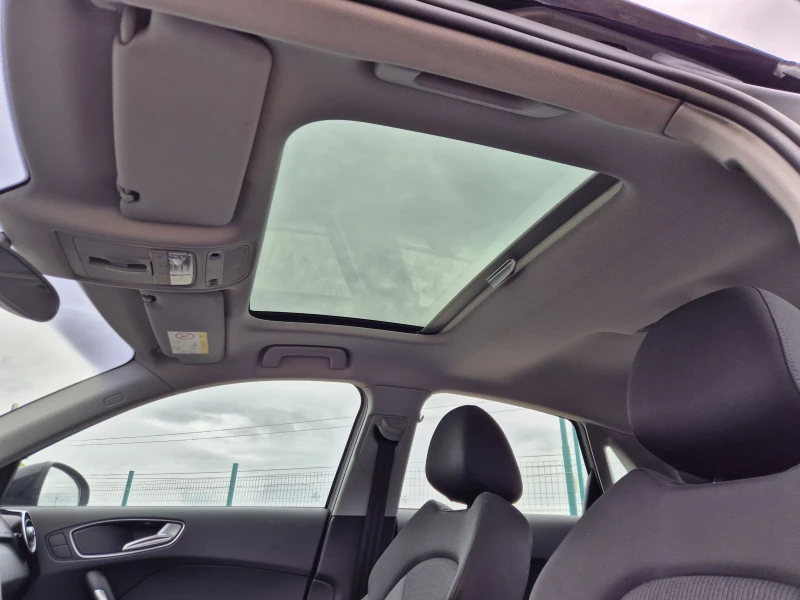 Audi A1 1.0 i Navi 95k.c, снимка 9 - Автомобили и джипове - 53530841