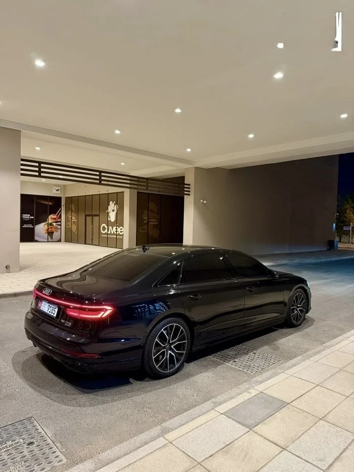 Audi A8, снимка 2 - Автомобили и джипове - 55590565