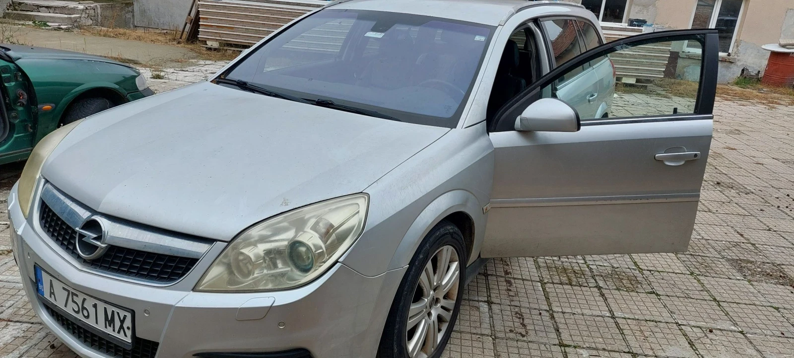 Opel Vectra 2.8T с газ, снимка 1