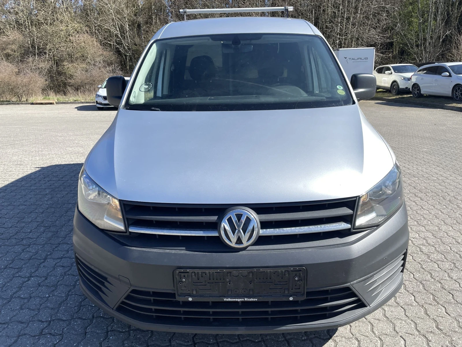 VW Caddy 2.0 TDI / DSG6 / N1 / VAT - изображение 2