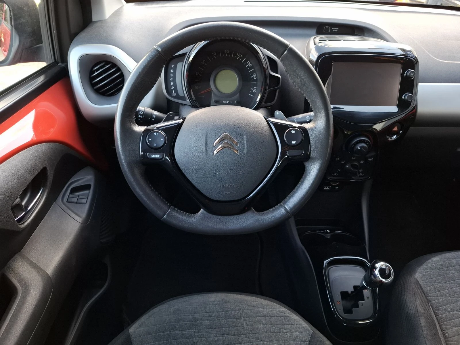 Citroen C1 1.0i AВТОМАТИК - изображение 9