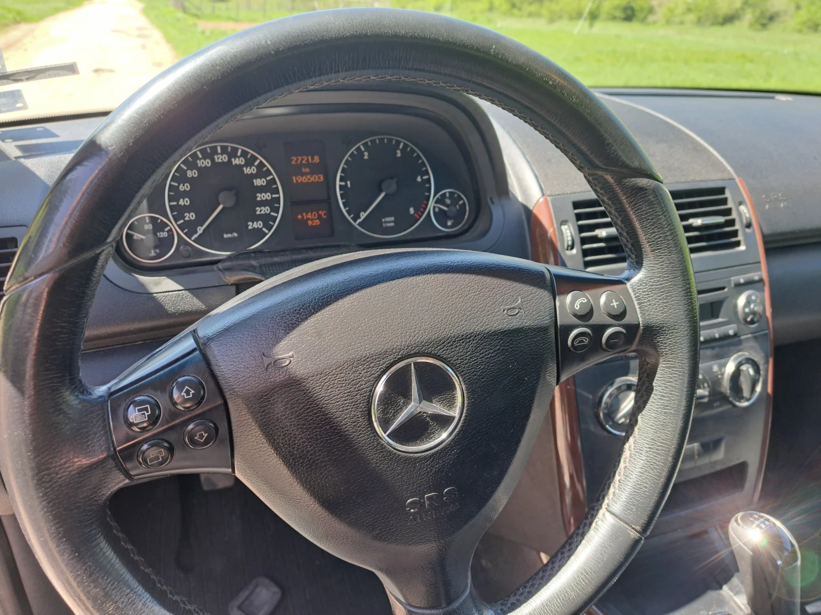 Mercedes-Benz A 180  - изображение 6