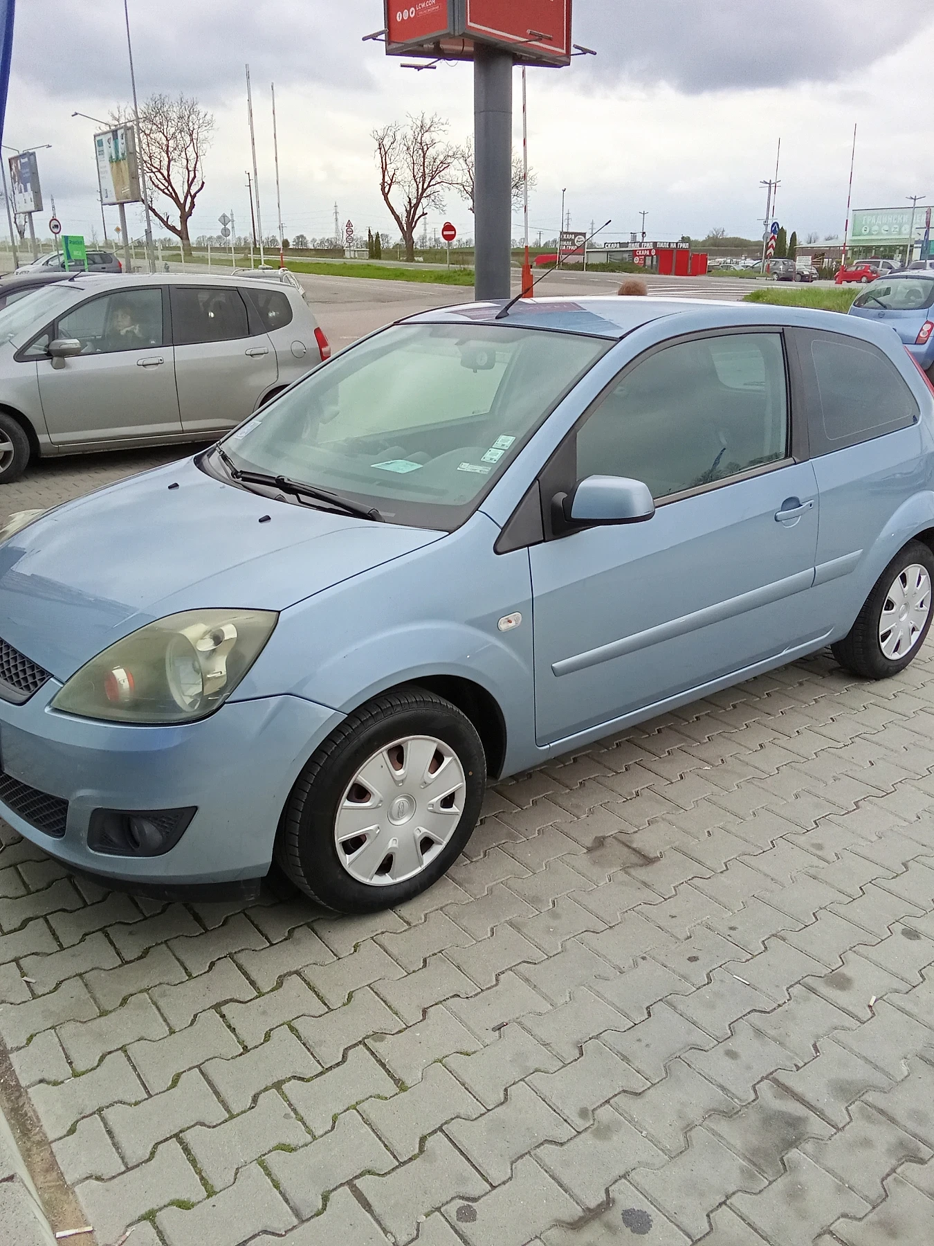 Ford Fiesta  - изображение 5