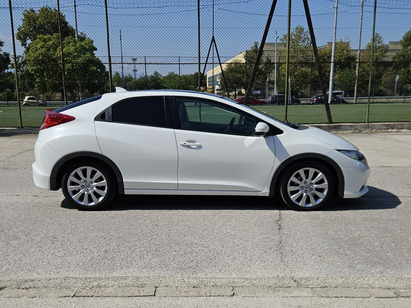 Honda Civic 1.8i-VTEC 115х.км Keyless Panorama  - изображение 4
