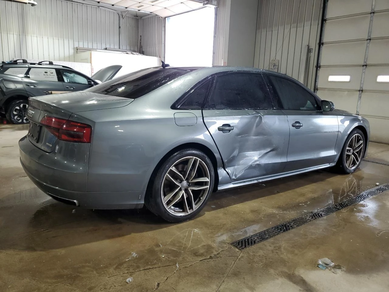 Audi A8 L Quattro / 3.0 TFSI / B&O / Кожа / Панорама /  - изображение 4