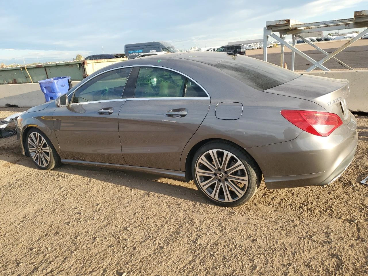 Mercedes-Benz CLA 250 CLA250* 4Matic* Keyless* Подгрев - изображение 2