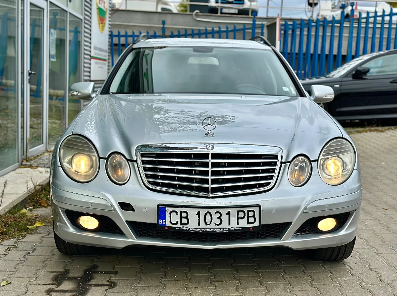Mercedes-Benz E 220 CDI* FACELIFT* АВТОМАТИК* ПОДГРЕВ* NAVI*  | Mobile.bg — изображение 2
