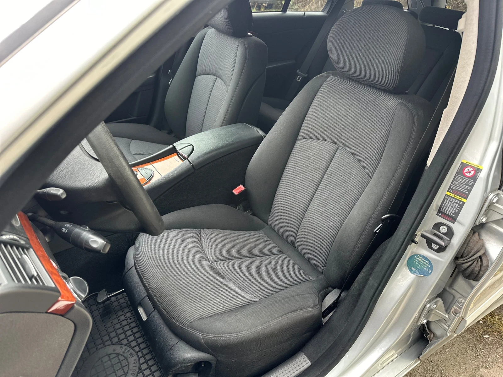 Mercedes-Benz E 220 CDI* FACELIFT* АВТОМАТИК* ПОДГРЕВ* NAVI*  | Mobile.bg — изображение 11