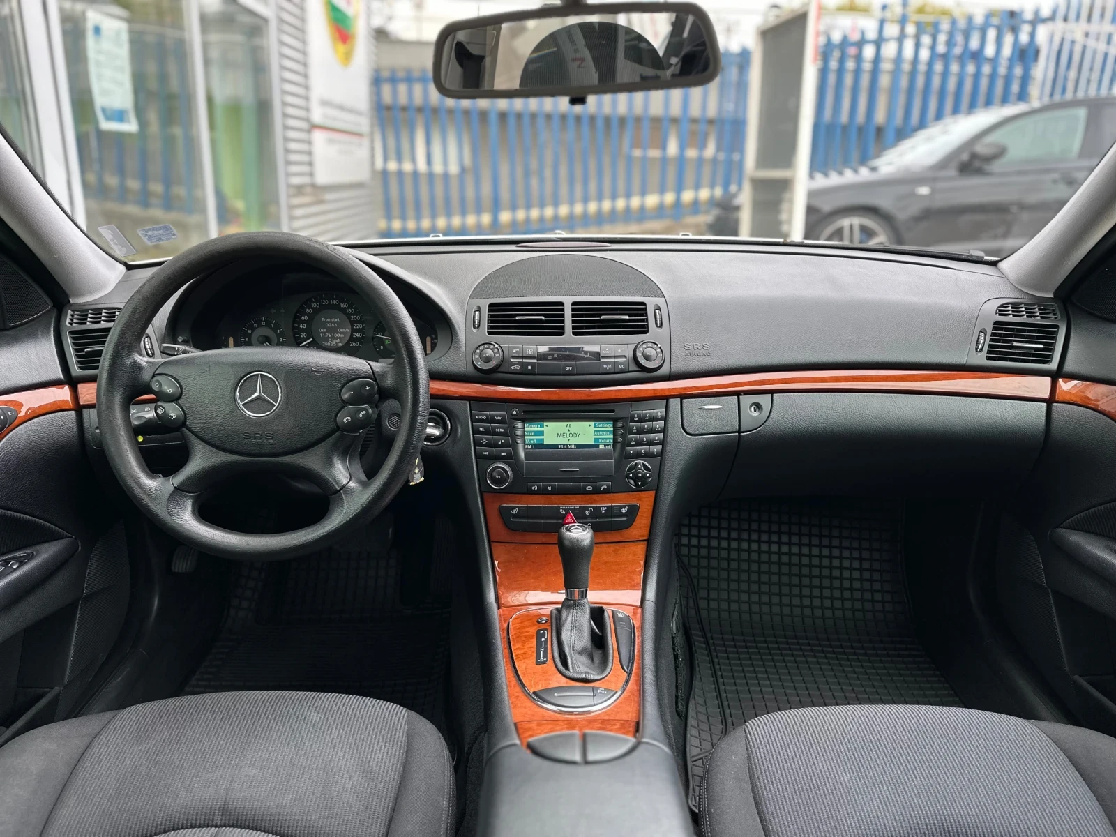 Mercedes-Benz E 220 CDI* FACELIFT* АВТОМАТИК* ПОДГРЕВ* NAVI*  | Mobile.bg — изображение 9