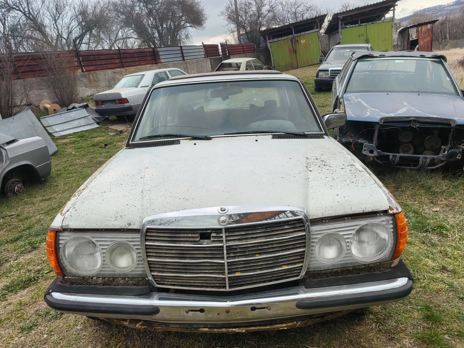 Mercedes-Benz 123 250 ������ - ���� ���������  | Mobile.bg � ����������� 1